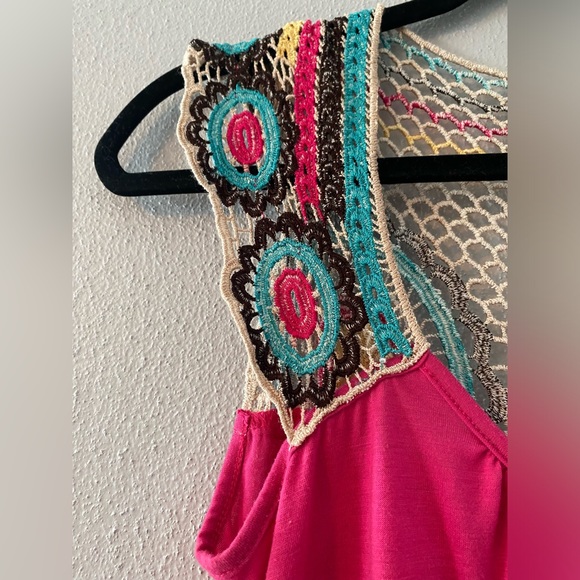 Happening in the present fuschia half knit top M - Picture 6 of 6